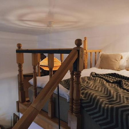 Vista Studio Brasov In The Heart Of The Old City Center Ngoại thất bức ảnh