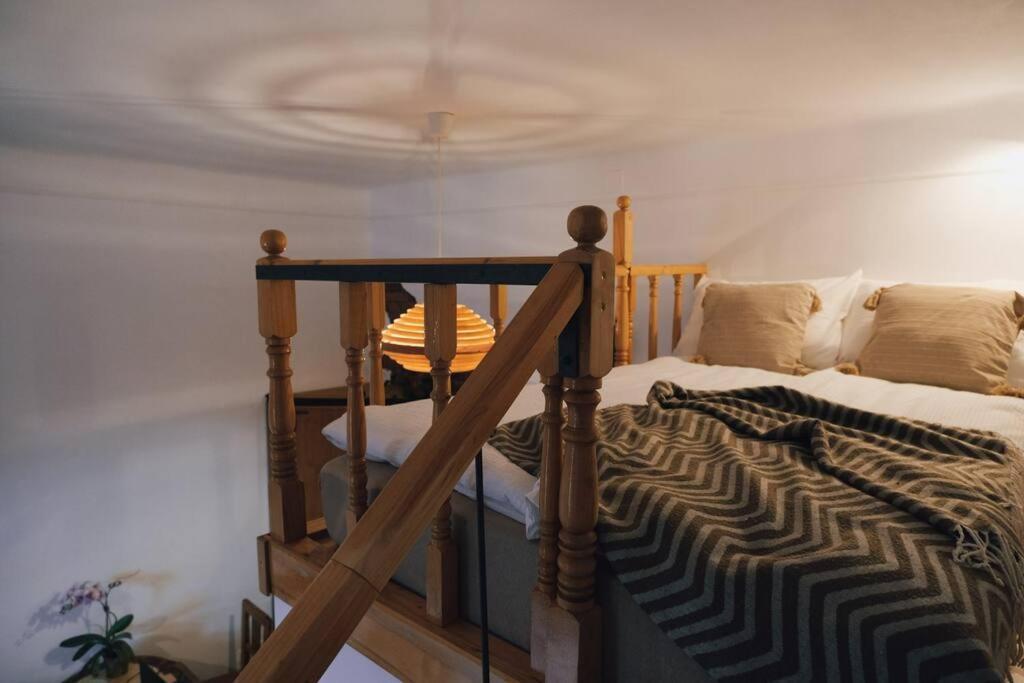 Vista Studio Brasov In The Heart Of The Old City Center Ngoại thất bức ảnh